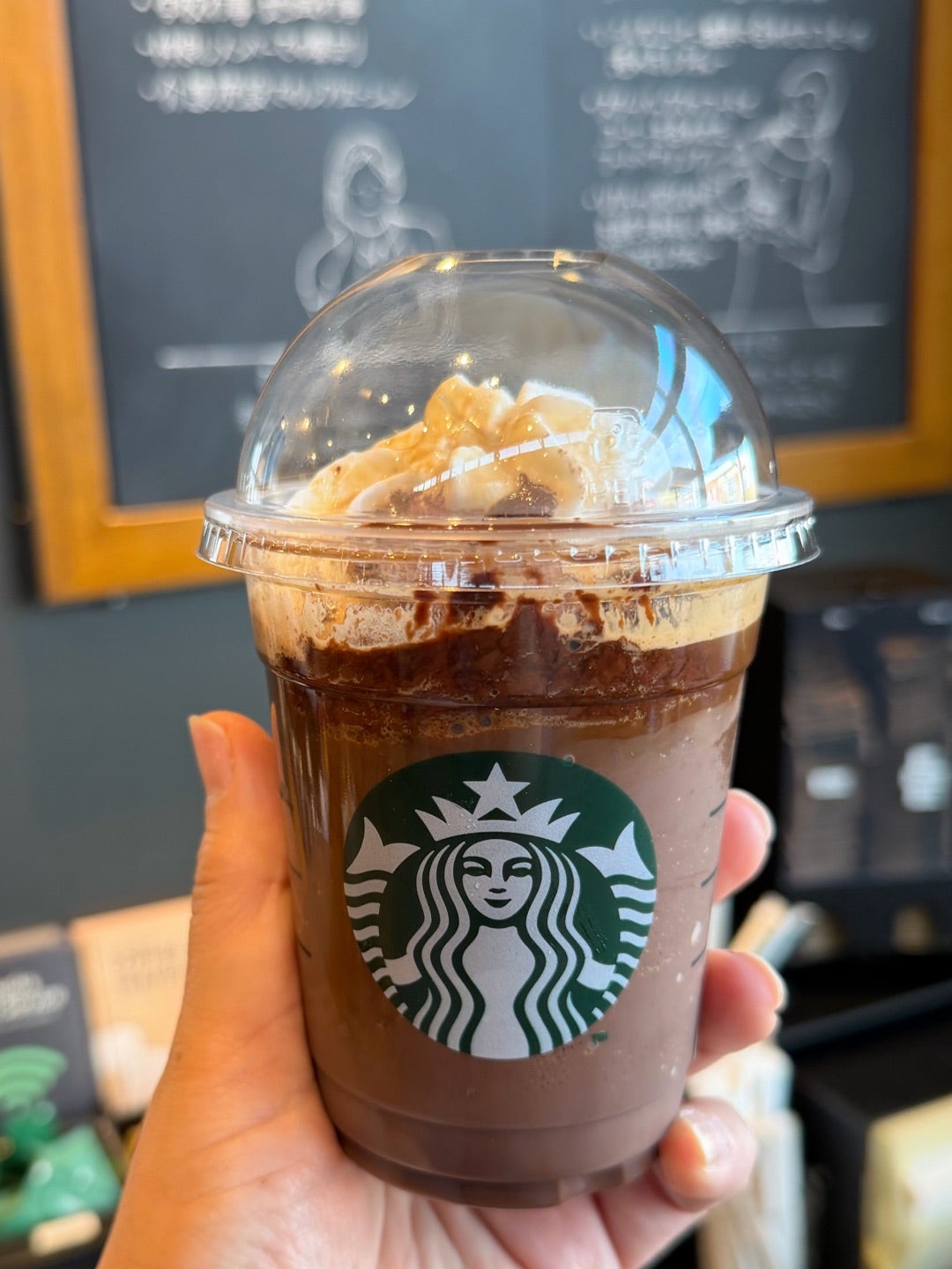 スタバ】新作フラペチーノ＆スイーツ | まこりんとペン子の家にある