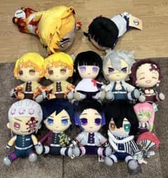 鬼滅の刃 BIGぬいぐるみ 寝そべり ともぬい など13体セット - メルカリ