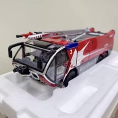 ダイキャスト 1:43 スケール COBRA 3 空港主要フォーム消防車 - メルカリ