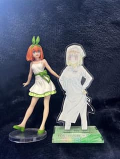 五等分の花嫁】アクリルスタンド、フィギュア - メルカリ