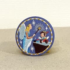 Disney Characters 刺繍缶バッジビスケット ピノキオ - メルカリ