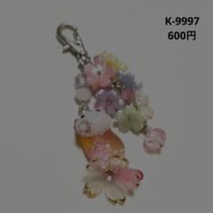 専用商品K-9997 じゃれ猫チャーム(和柄 お花 桜) - メルカリ