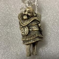 時代物 天然素材 夷人彫刻 提げ物 置物 - メルカリ