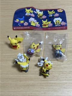 ピカチュウ フィギュアコレクション ポケモンセンター 力士 紳士
