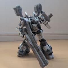 アーマードコアV.Iシリーズ 1/72 フォックスアイ(塗装済、完成品