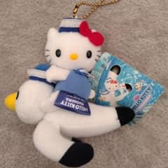 ご当地限定 横浜 ハローキティ チェーンマスコット カモメ - メルカリ