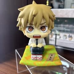 チェンソーマン デンジ るかっぷ 限定ミニ座布団付き - メルカリ