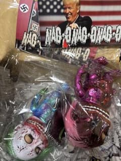 NAGG NAGNAGNAG ソフビ 2体セット - メルカリ
