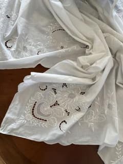 ◇フランス刺繍｜大判マルチクロスBベッドカバースプレッド白テーブル