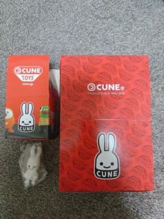 CUNE ソフビ 未開封BOXと開封済み1つ - メルカリ
