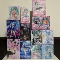 初音ミク、雪ミク、巡音ルカ フィギュアまとめ売り - メルカリ