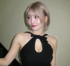 TWICE モモ 直筆 サイン 入り インスタント写真 - メルカリ