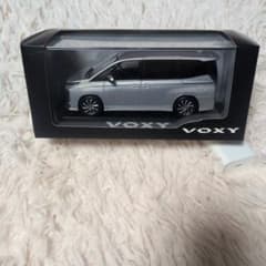 トヨタ ヴォクシー VOXY 90系 1/30 メタルストリームメタリック - メルカリ