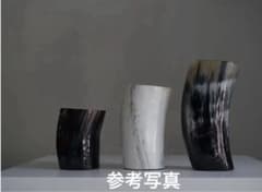ジヤ・ケニアカウホーンベース牛角花器 水牛の角フラワーベース