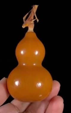 高級な風合いを持つ天然古瓢箪 手捻り小瓢箪 - メルカリ