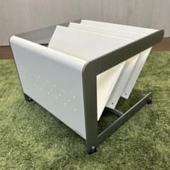 オカムラ L976 雑誌架 ソファーサイド ネオホワイト 定価 ¥70400