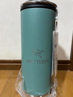 ARC'TERYX アークテリクス ステンレスボトル 非売品 緑 - メルカリ