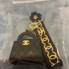 CHANEL ミニバッグ型キーホルダー 非売品 - メルカリ