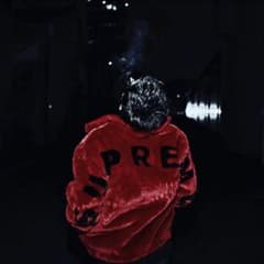 登坂広臣着用】Supreme ファージャケット - メルカリ