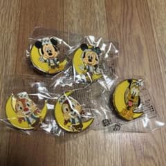ディズニーピンバッジ - メルカリ