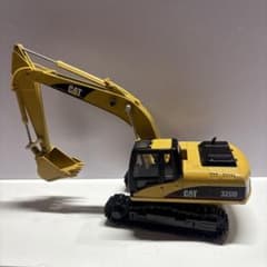 1/40】CAT 320D ミニチュア重機 - メルカリ