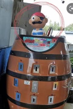 非売品です！黒ひげ危機一発ゲームセンター用黒ひげ人形 - メルカリ