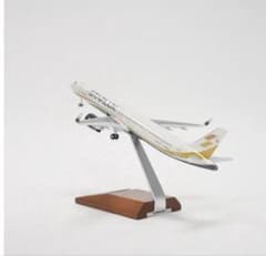 スターラックス航空 STARLUX-A321neo 1:200 模型B58201 - メルカリ