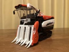 クボタコンバイン DYNAMAX REVO ER6120 - メルカリ