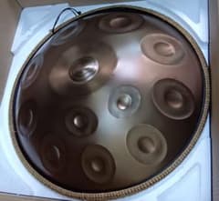 ハンドパン 12音 56センチ Dマイナー A＝432Hz 訳あり品 - メルカリ