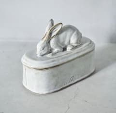Yarnnakarn】Rabbit Container うさぎ 小物入れ 置物 - メルカリ