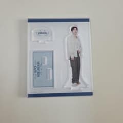 SEVENTEEN アクリルスタンド ジョシュア - メルカリ