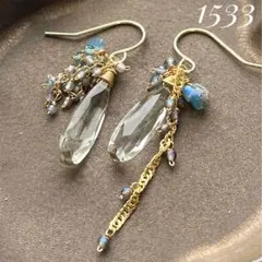 1533 グリーンアメジストのアシンメトリーピアス - メルカリ