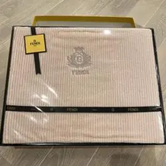 2026年最新】fendi 毛布の人気アイテム - メルカリ