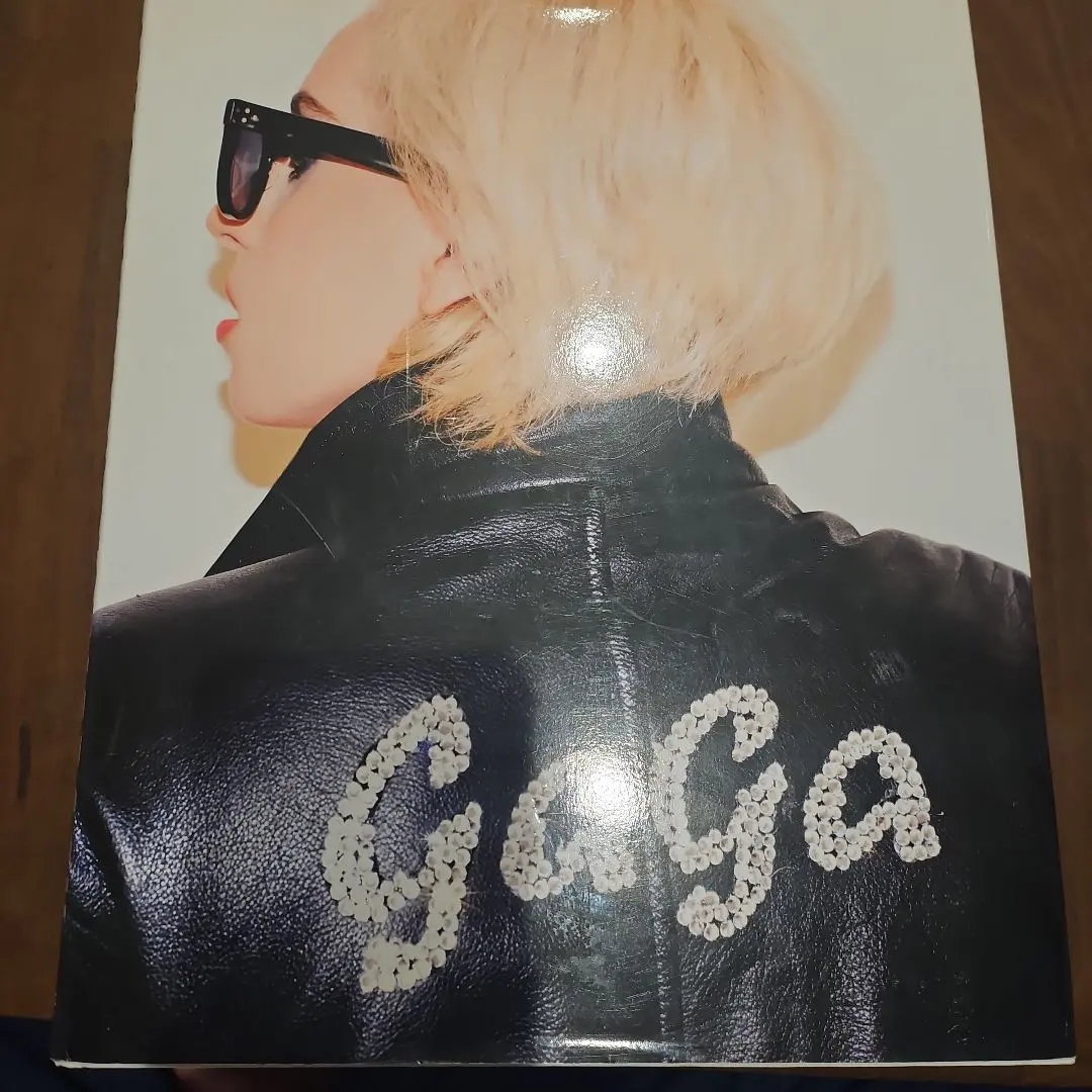 2026年最新】lady gaga 写真集の人気アイテム - メルカリ