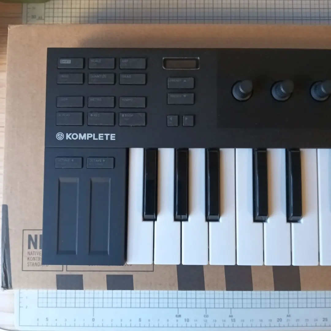 2026年最新】komplete kontrol m32の人気アイテム - メルカリ