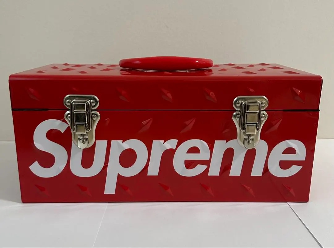 2026年最新】supreme ツールボックスの人気アイテム - メルカリ