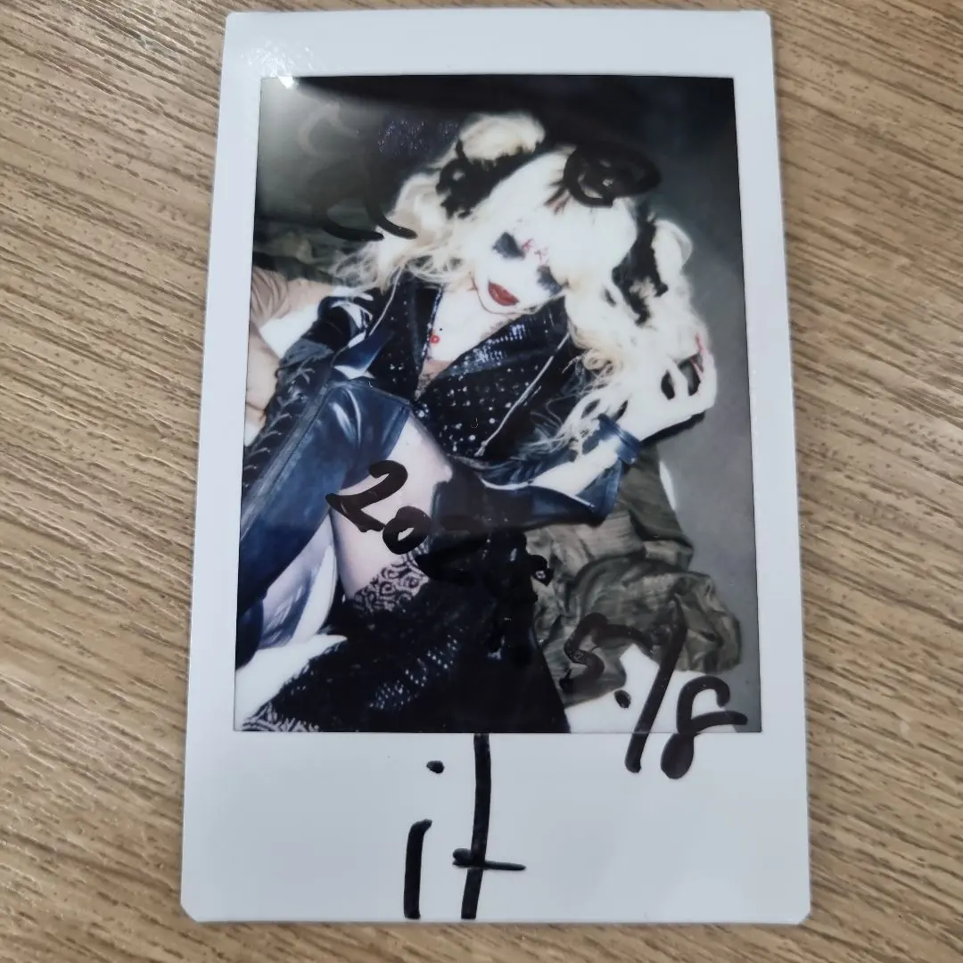 2026年最新】dazzlingbadチェキの人気アイテム - メルカリ