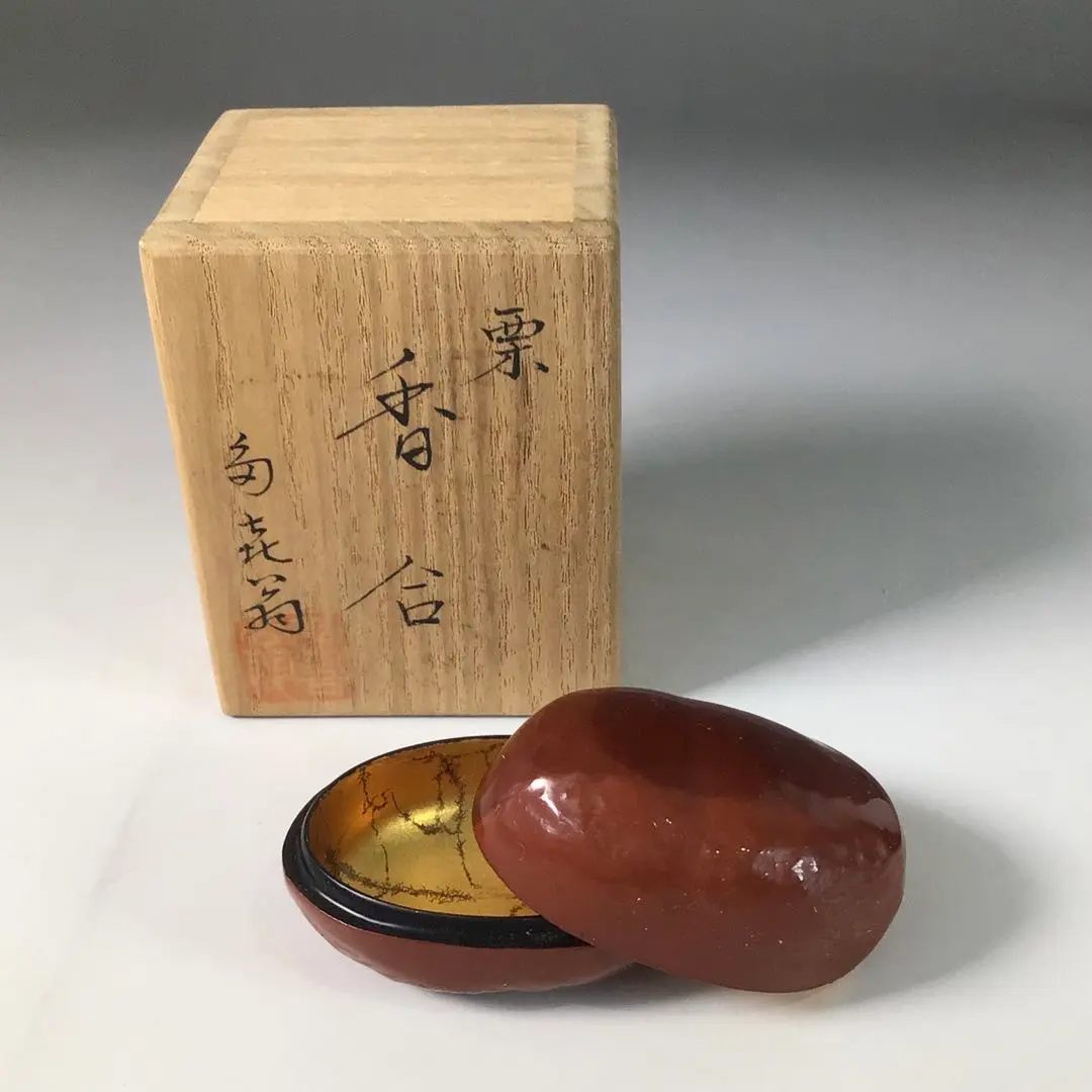 茄子文鎮(畦地他喜男)作