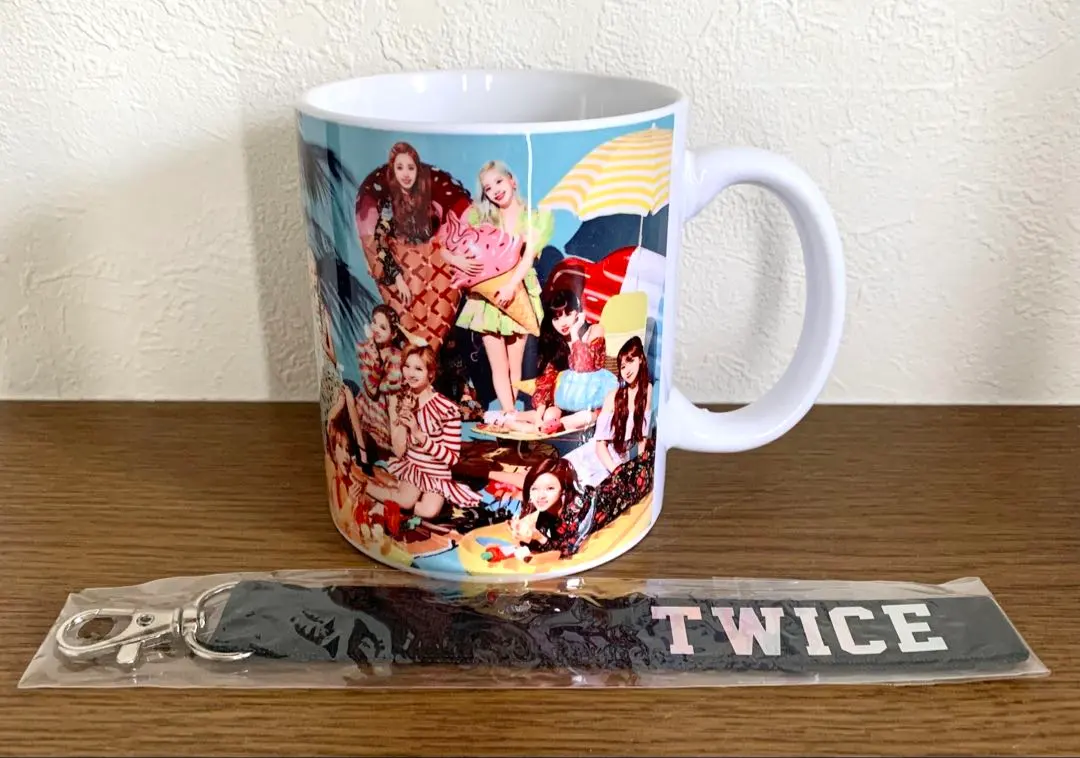 2026年最新】twice トゥワイス マグカップの人気アイテム - メルカリ