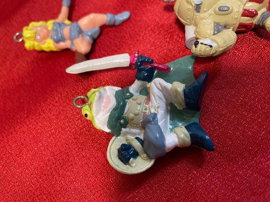 エイラ クロノトリガー キーホルダー カエル ボールキーチェーン