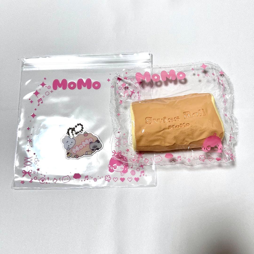 momo スクイーズ ロールケーキ オル味 オリジナル味 - メルカリ