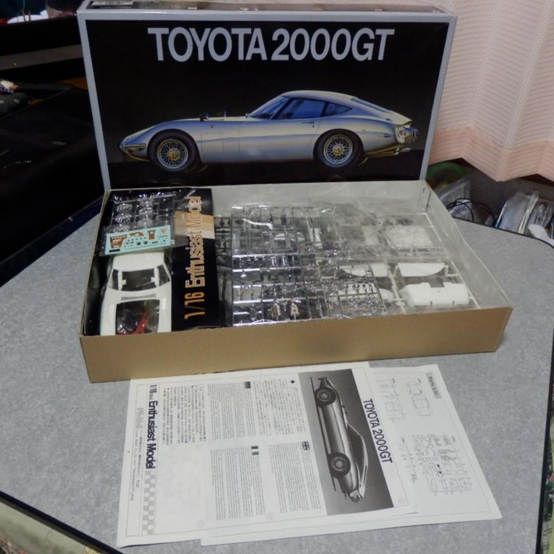 ❤️新品・日本製☆フジミ 1/16 トヨタ 2000GT 旧車 プラモデル 名車