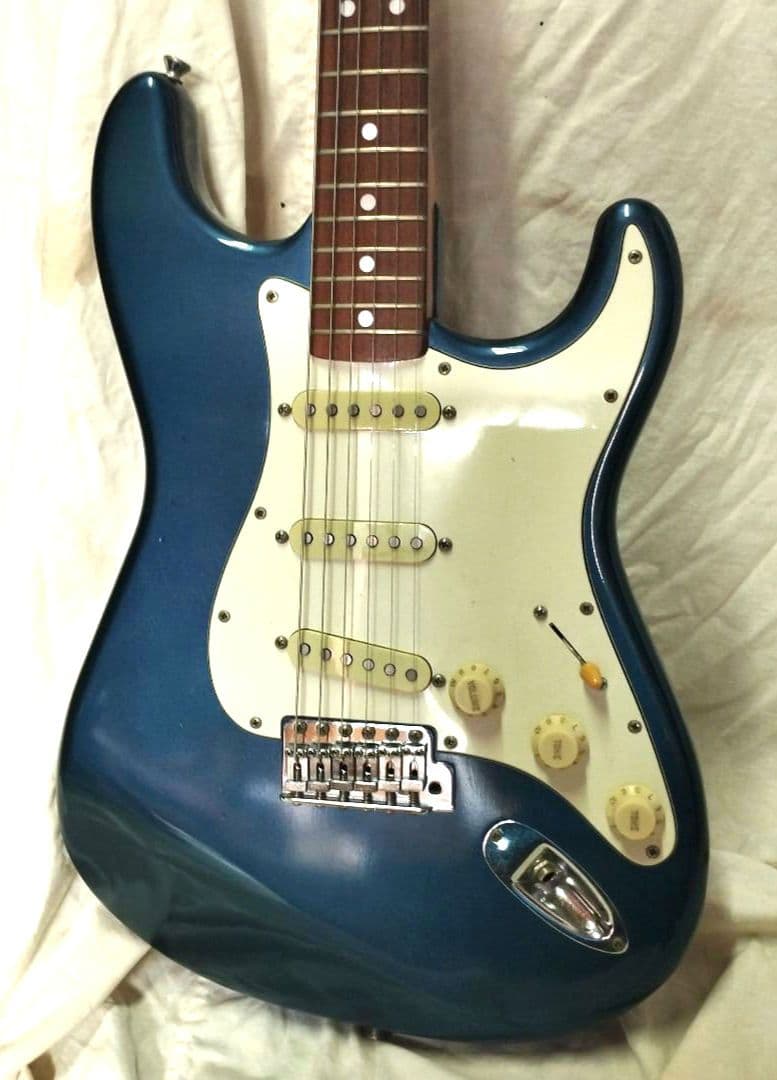 トーカイ　シルバースター　ストラトキャスター Tokai (トーカイ) SILVER STAR ストラトキャスタータイプ 動作確認済み
