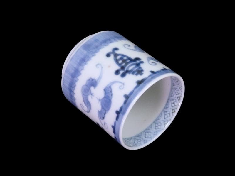 古伊万里 染付 蝙蝠に寿紋の図 猪口 のぞき E979AS-DAv - メルカリ