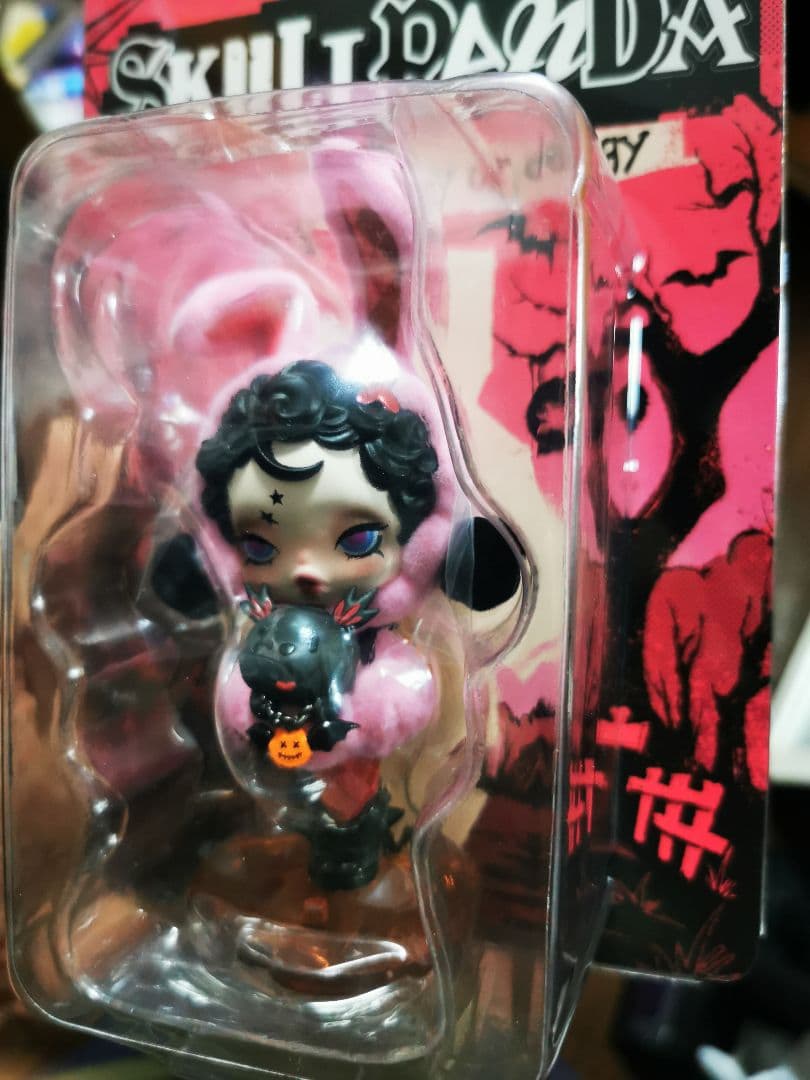 POPMART SKULLPANDA 2024 ハロウィン限定 - メルカリ