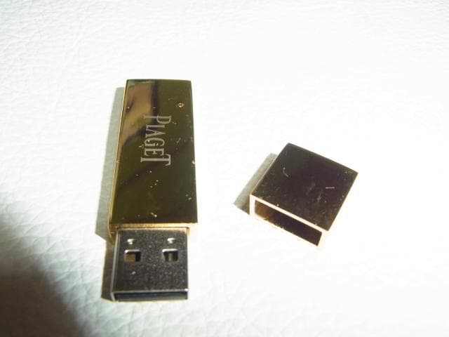 非売品2019バーゼルワールド ノベルティ◇ピアジェ ロゴ入り金属製USB