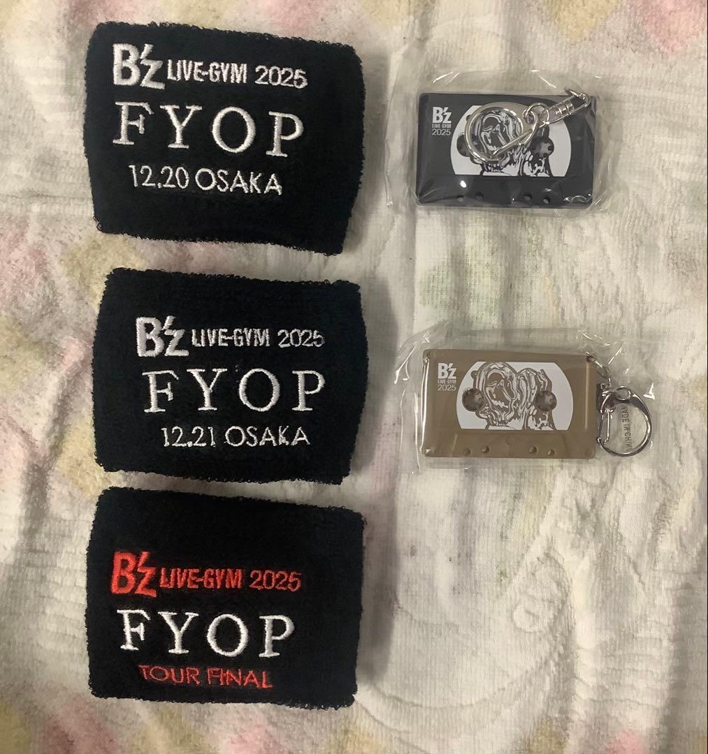 B'z FYOP 大阪 12/20&21 リストバンド　カセットチャーム　5点 B'z LIVE-GYM 2025 FYOP 大阪 リストバンド カセットチャーム 12月20日