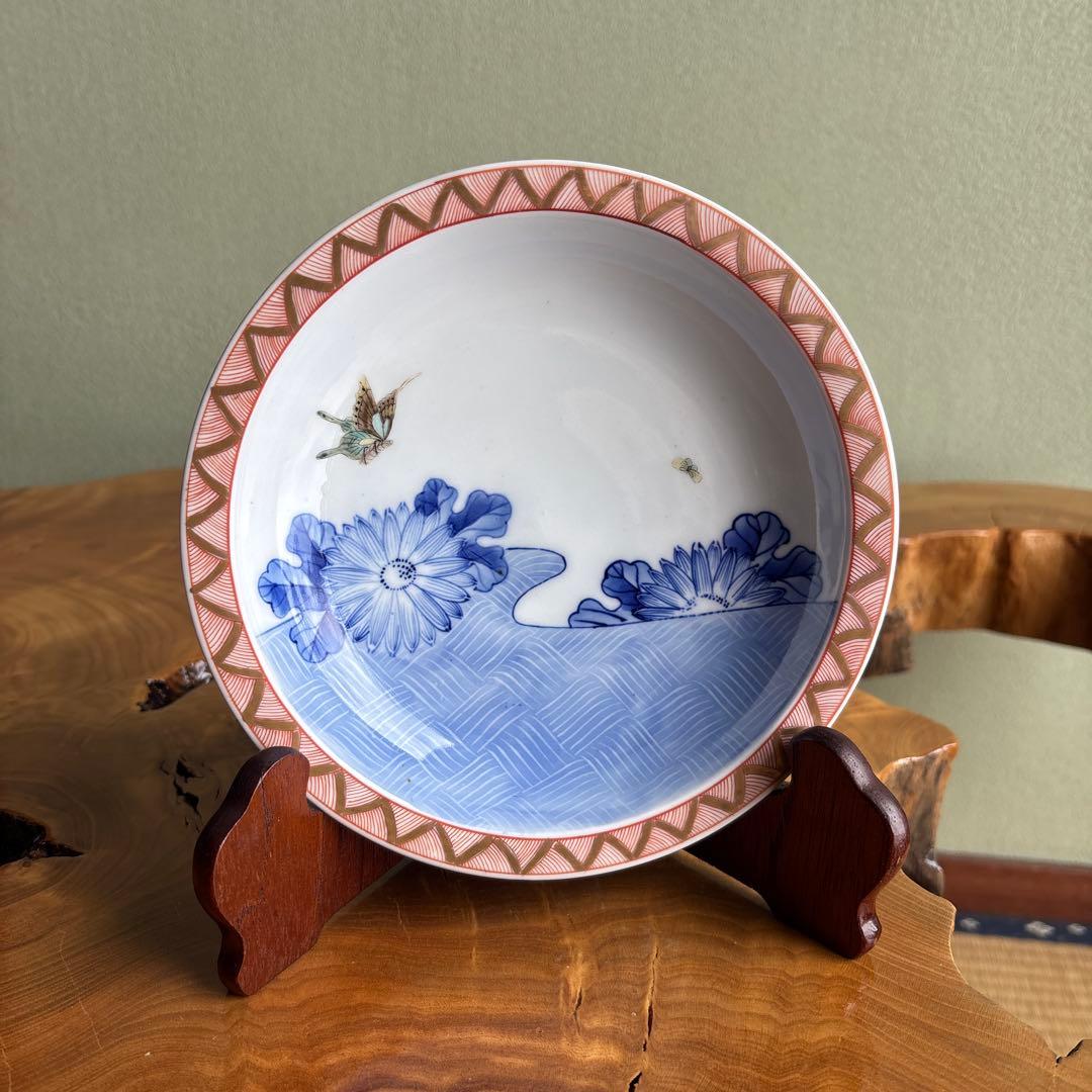 宮内庁御用達 深川製磁 皿 花と蝶 飾り皿 直径19cm 宮内庁御用達 深川製磁 皿 花と蝶 飾り皿 直径19cm - メルカリ 宮内庁
