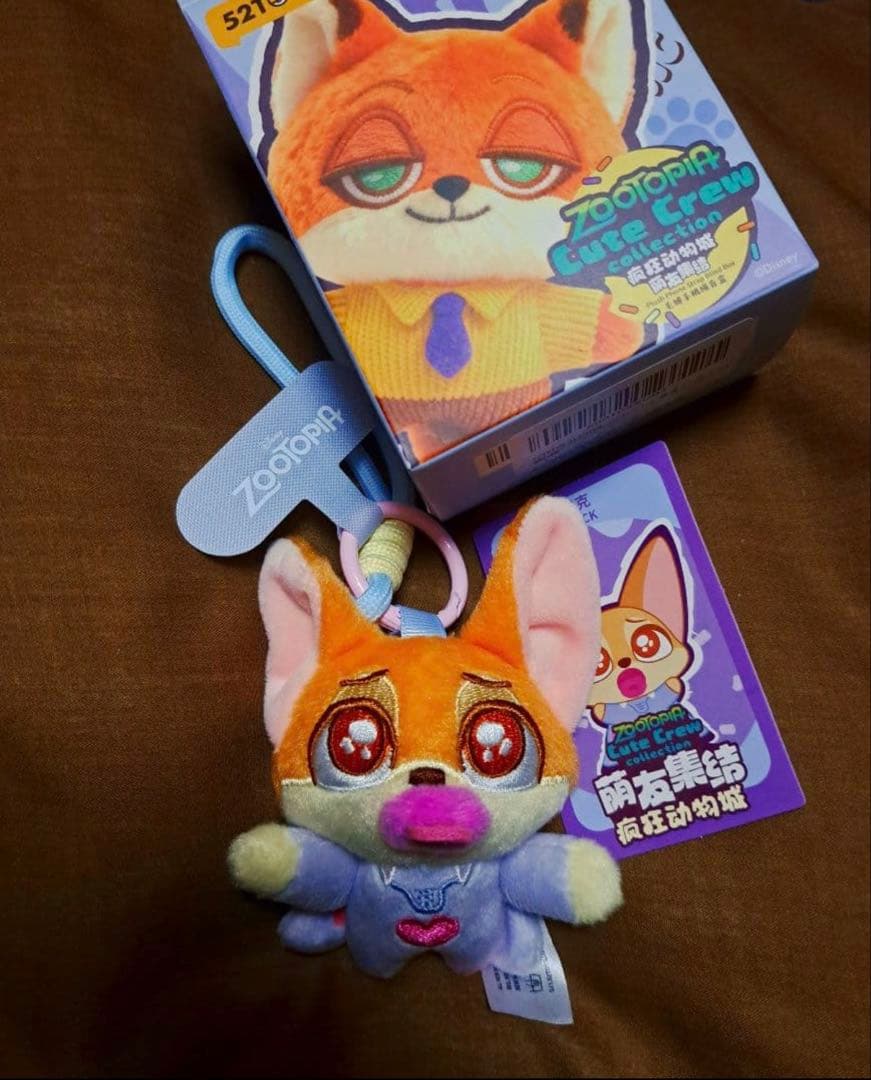 ズートピア2 52Toys フィニック 携帯ストラップ - メルカリ