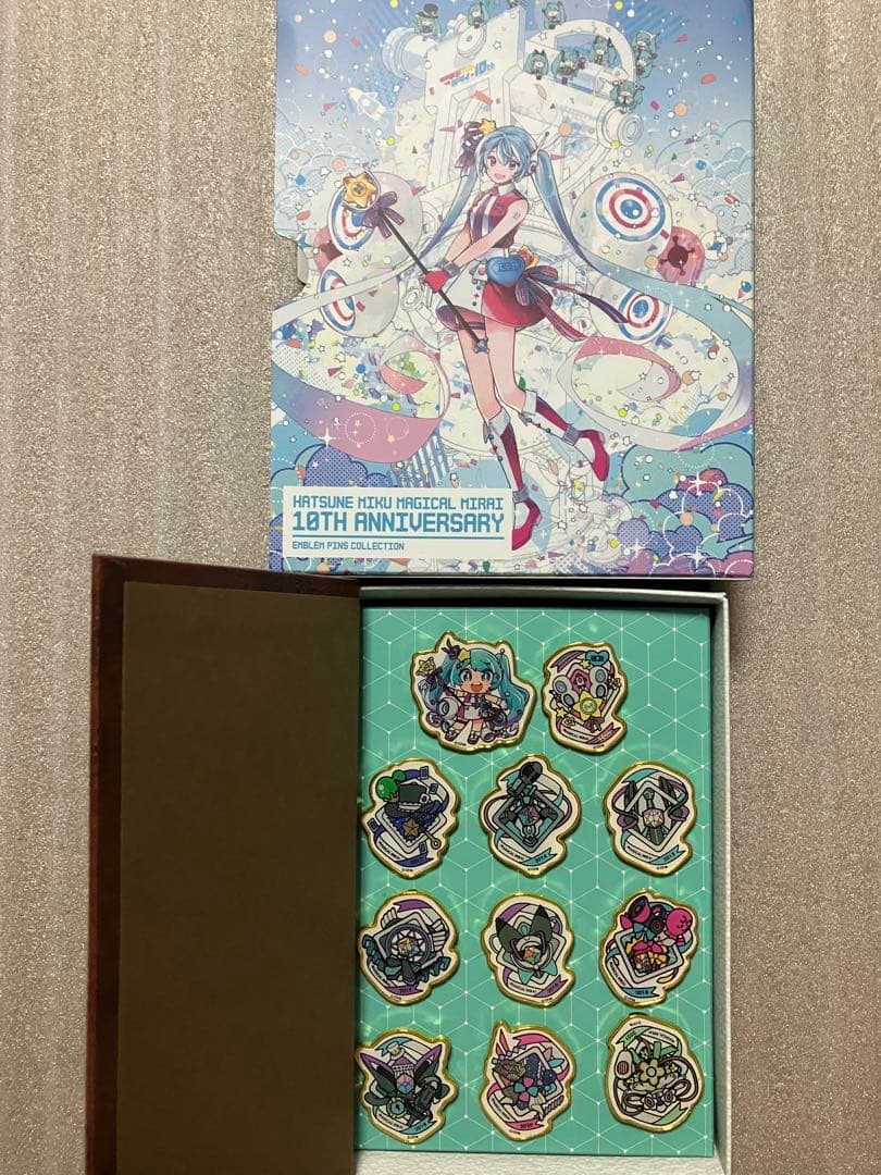 マジカルミライ 10th ANNIVERSARY ピンズコレクション - メルカリ